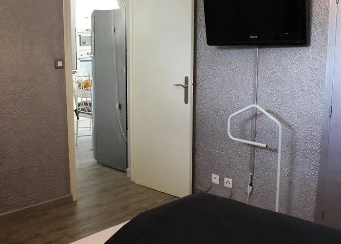 Apartamento Agreable T2 Avec Loggia Proche Commerces Et - 4alb24 Saint-Cyprien (Pyrenees-Orientales)