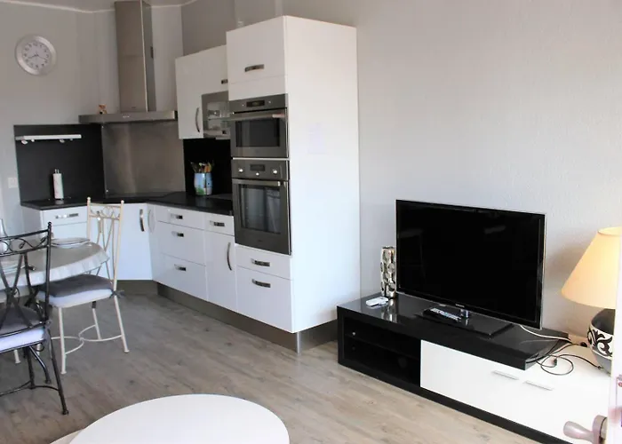 Apartamento Agreable T2 Avec Loggia Proche Commerces Et - 4alb24
