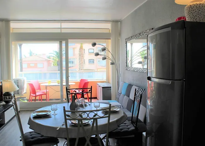 Agreable T2 Avec Loggia Proche Commerces Et - 4alb24 *